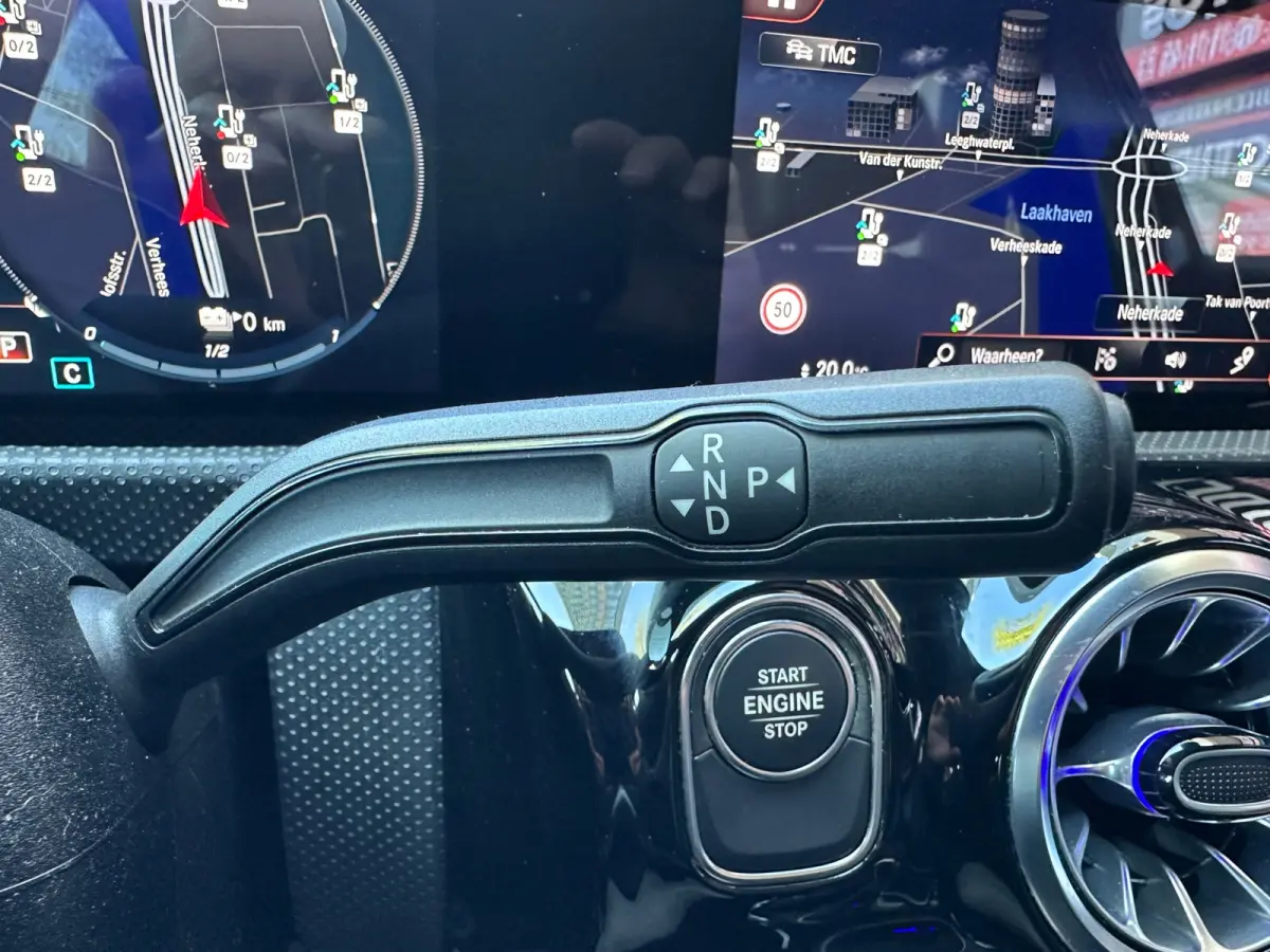 250 e Business Solution AMG Limited Carplay Sfeerverlichting