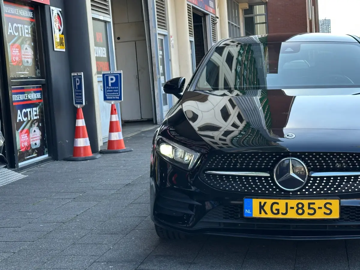 250 e Business Solution AMG Limited Carplay Sfeerverlichting