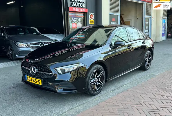 250 e Business Solution AMG Limited Carplay Sfeerverlichting