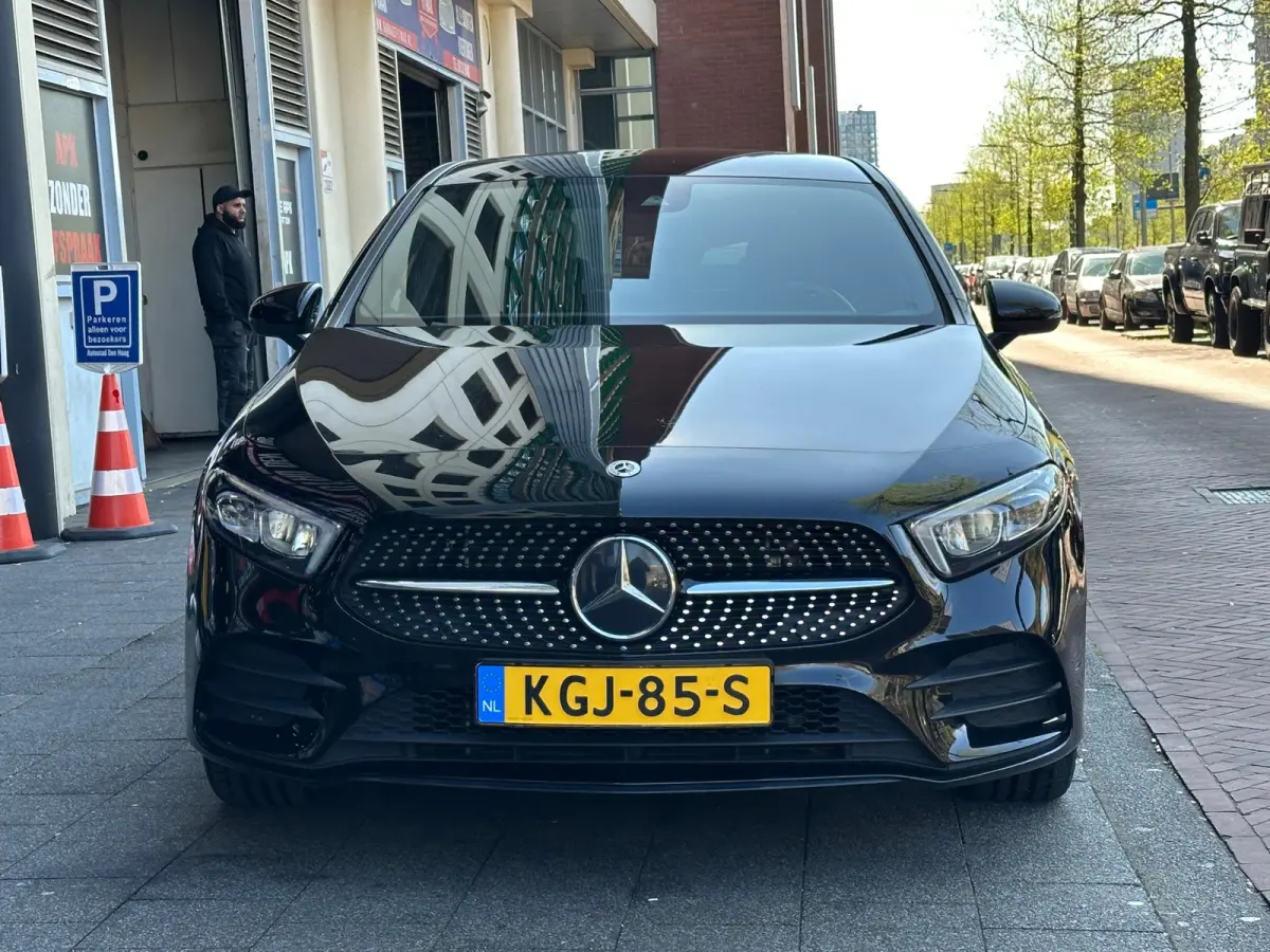 250 e Business Solution AMG Limited Carplay Sfeerverlichting