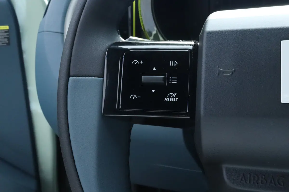 Icon | 10,25" touchscreen radio met Bluetooth, DAB & USB | Airconditioning handmatig | Cruise Control incl. speed limiter