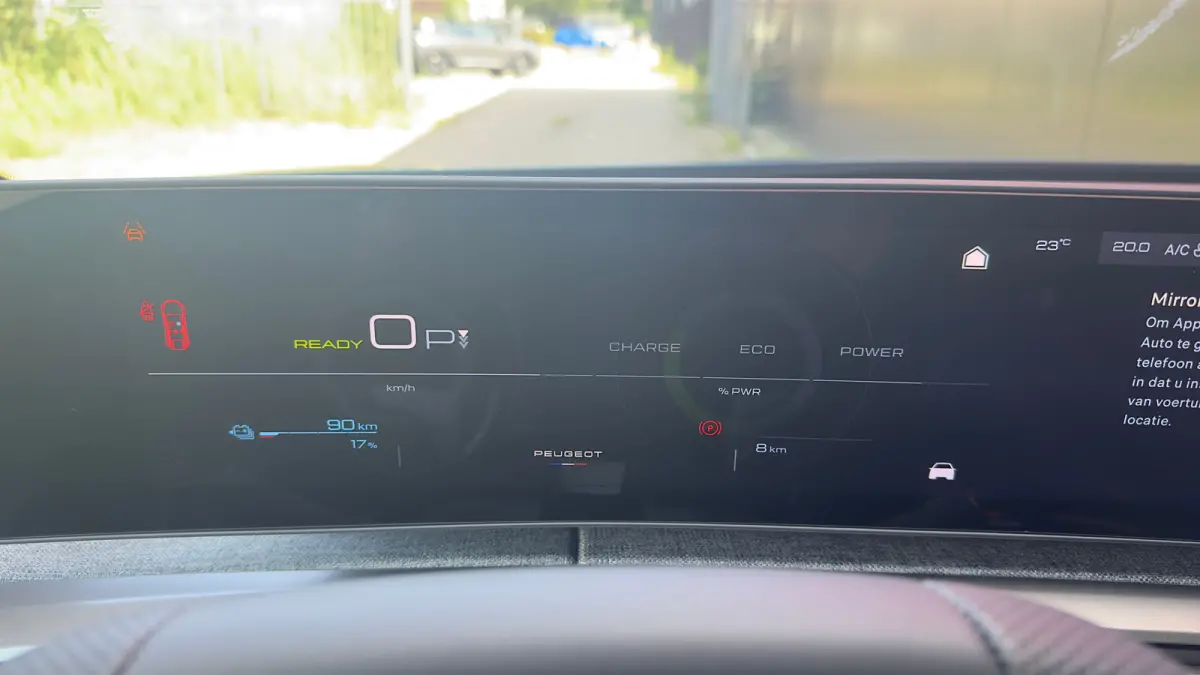 GT | Elektrische parkeerrem | Extra getinte achterste zijruiten en achterruit