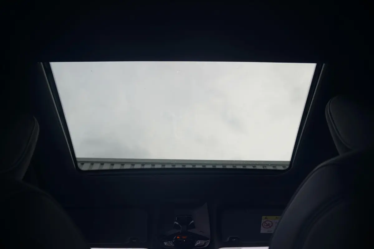xDrive25e Optimized Edition M Sport | Trekhaak | Schuif-kanteldak | 19 Inch | Adaptieve LED koplampen | Comfort Access
