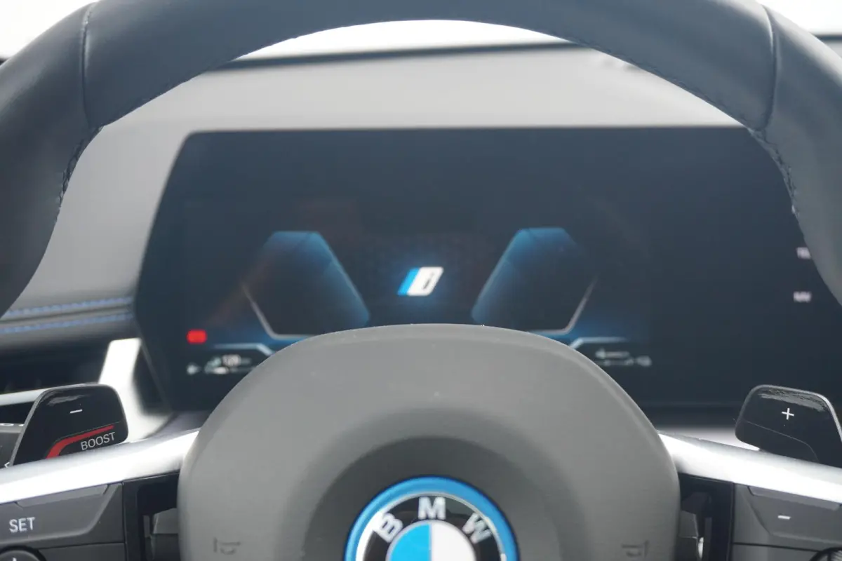 xDrive25e Optimized Edition M Sport | Trekhaak | Schuif-kanteldak | 19 Inch | Adaptieve LED koplampen | Comfort Access