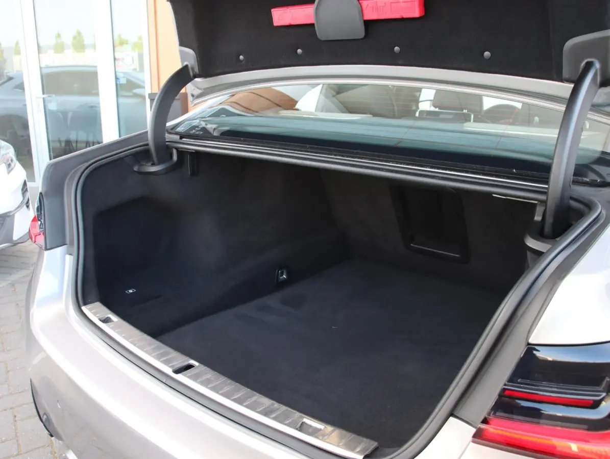 750i xDrive High Executive | M-sport | €190.219 NIEUW!! | Full Options |