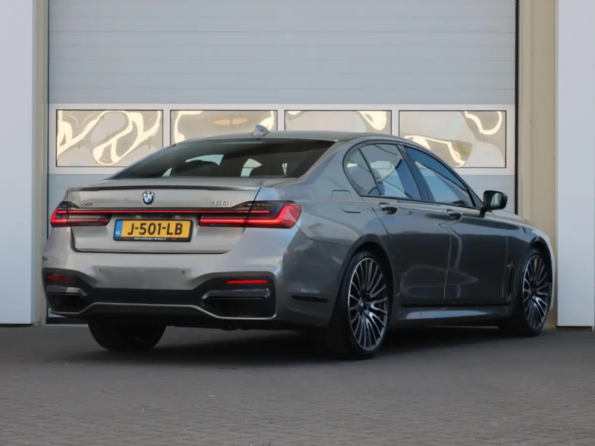 750i xDrive High Executive | M-sport | €190.219 NIEUW!! | Full Options |