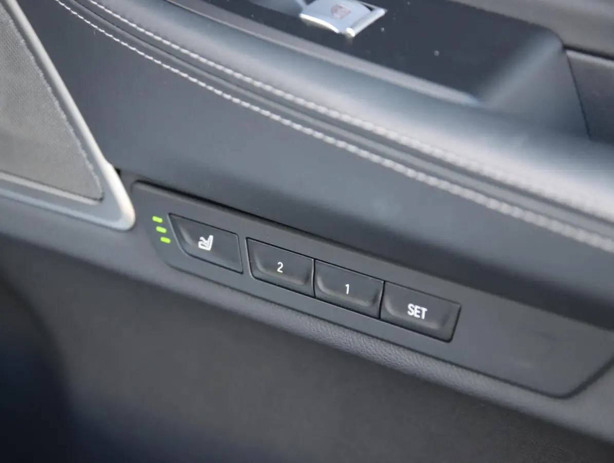 750i xDrive High Executive | M-sport | €190.219 NIEUW!! | Full Options |