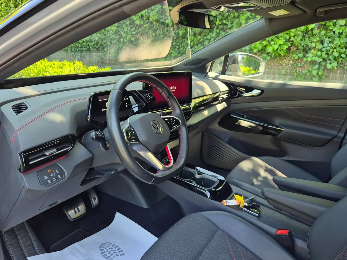 GTX 4Motion 77 kWh 1e Eig. 95,4% SoH Sport NAP NL CarPlay LED Trekhaak BTW Auto Stuurverwarming Adaptieve Cruise