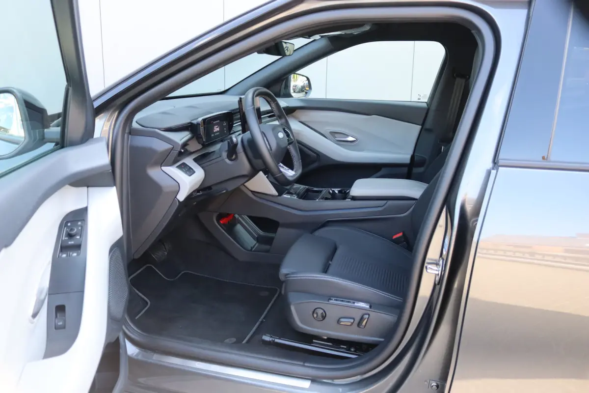 Premium Extended Range 340PK AWD 79 kWh Pano-dak/Adaptive-cruise/360camera/Stoelverwaming