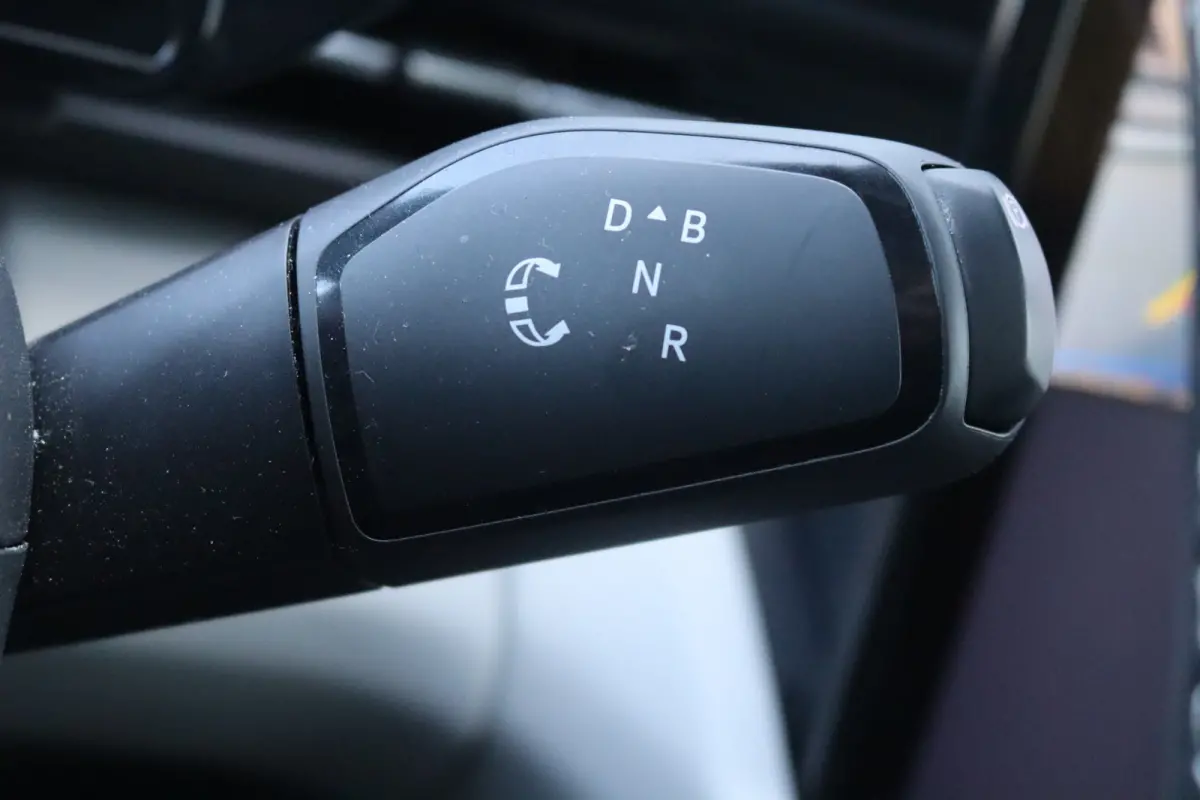 Premium Extended Range 340PK AWD 79 kWh Pano-dak/Adaptive-cruise/360camera/Stoelverwaming