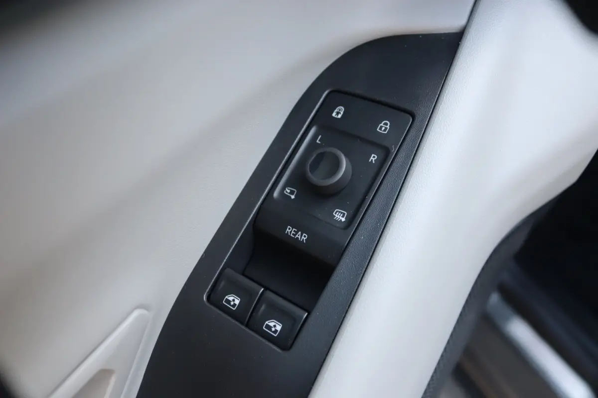 Premium Extended Range 340PK AWD 79 kWh Pano-dak/Adaptive-cruise/360camera/Stoelverwaming