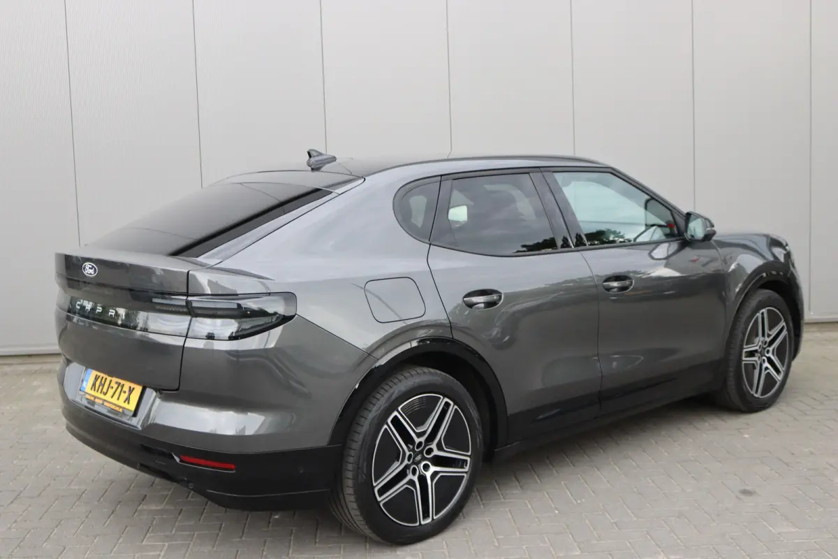 Premium Extended Range 340PK AWD 79 kWh Pano-dak/Adaptive-cruise/360camera/Stoelverwaming
