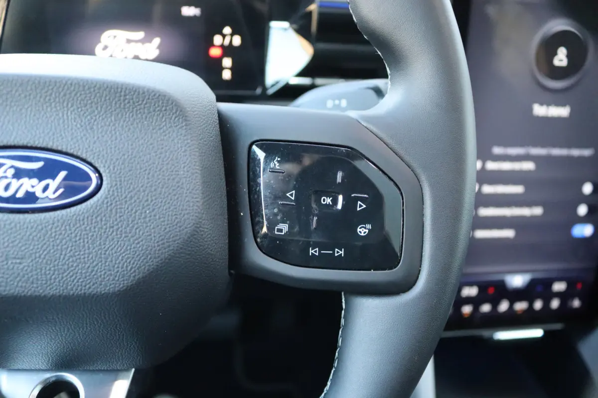 Premium Extended Range 340PK AWD 79 kWh Pano-dak/Adaptive-cruise/360camera/Stoelverwaming
