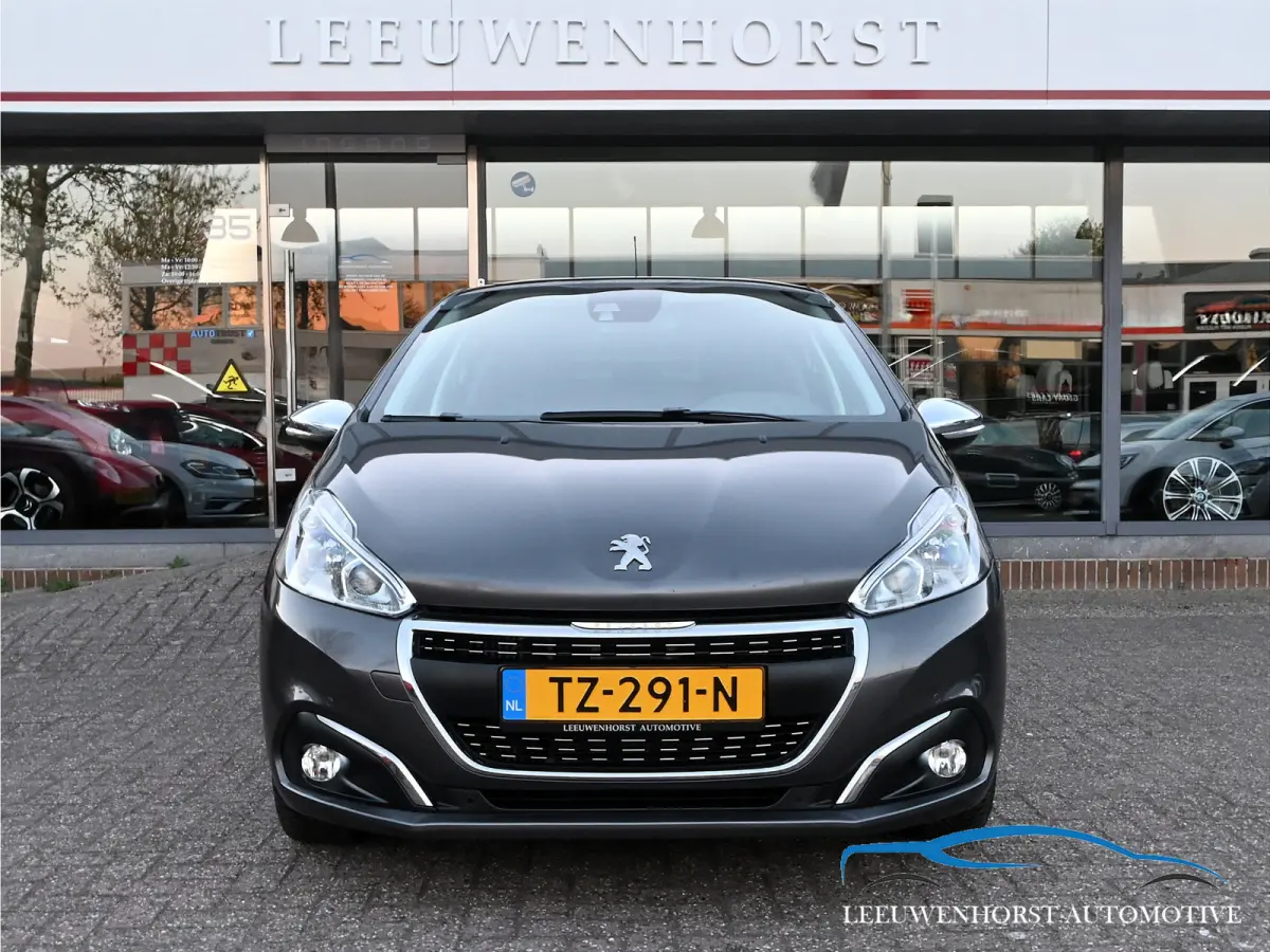 1.2 PureTech Tech Edition, AUTOMAAT, camera, clima, cruise, S/S, LED, 2 x PDC, LMV, NL-dealerauto