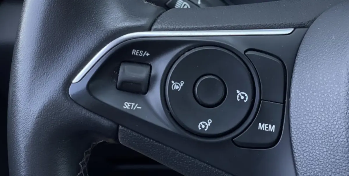 1.2 Turbo Edition 2020 | Zeer Nette Staat | Achteruitrijcamera | Comfort Stoelen | Navigatie | Climate Control | Sidebars | Parkeersensoren |
