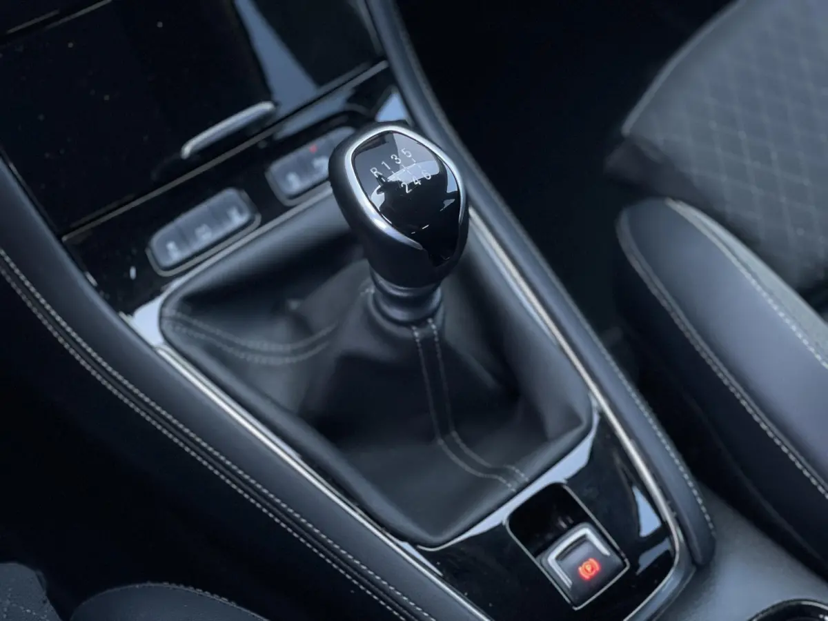 1.2 Turbo Edition 2020 | Zeer Nette Staat | Achteruitrijcamera | Comfort Stoelen | Navigatie | Climate Control | Sidebars | Parkeersensoren |