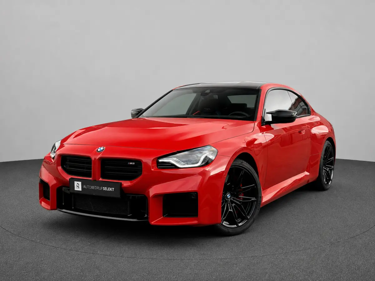 M2 | G87 | Toronto rood metallic | Carbon dak | Memory