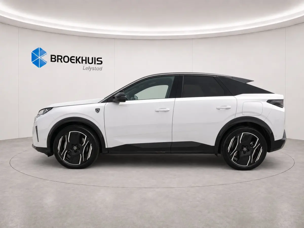 GT Exclusive | Elektrische parkeerrem | Extra getinte achterste zijruiten en achterruit