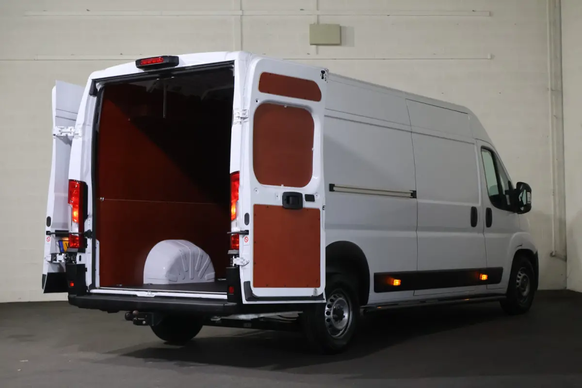 2.2 BlueHDi 180pk L4 H2 Automaat Airco Navigatie Camera