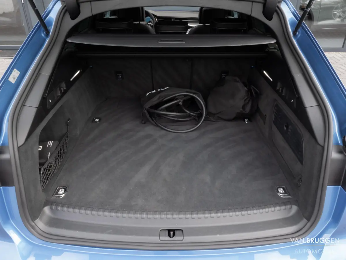 50 TFSI e quattro S-Line Pano Massage S6 Individual AraBlauw BTW