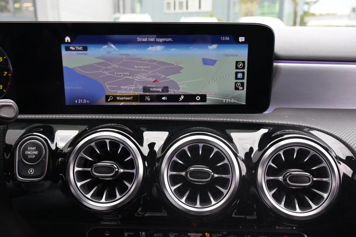 180 Business Solution AMG 1e Eigenaar | Volledig Onderh | BTW | NAP | Widescreen | Sfeer | Stoelverwarming | Carplay | Navi | Camera | Climate | Keyless | Bots | PDC