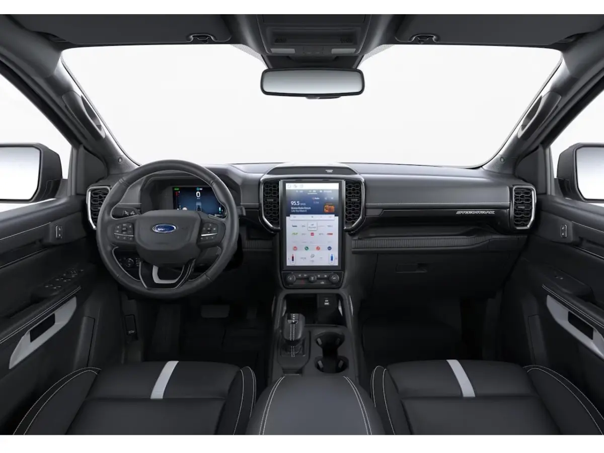 Plug-in-Hybrid Stormtrak e-4WD Dubbele Cabine | 360-graden camera | BLIS incl. aanhanger | Cargo Area Management System