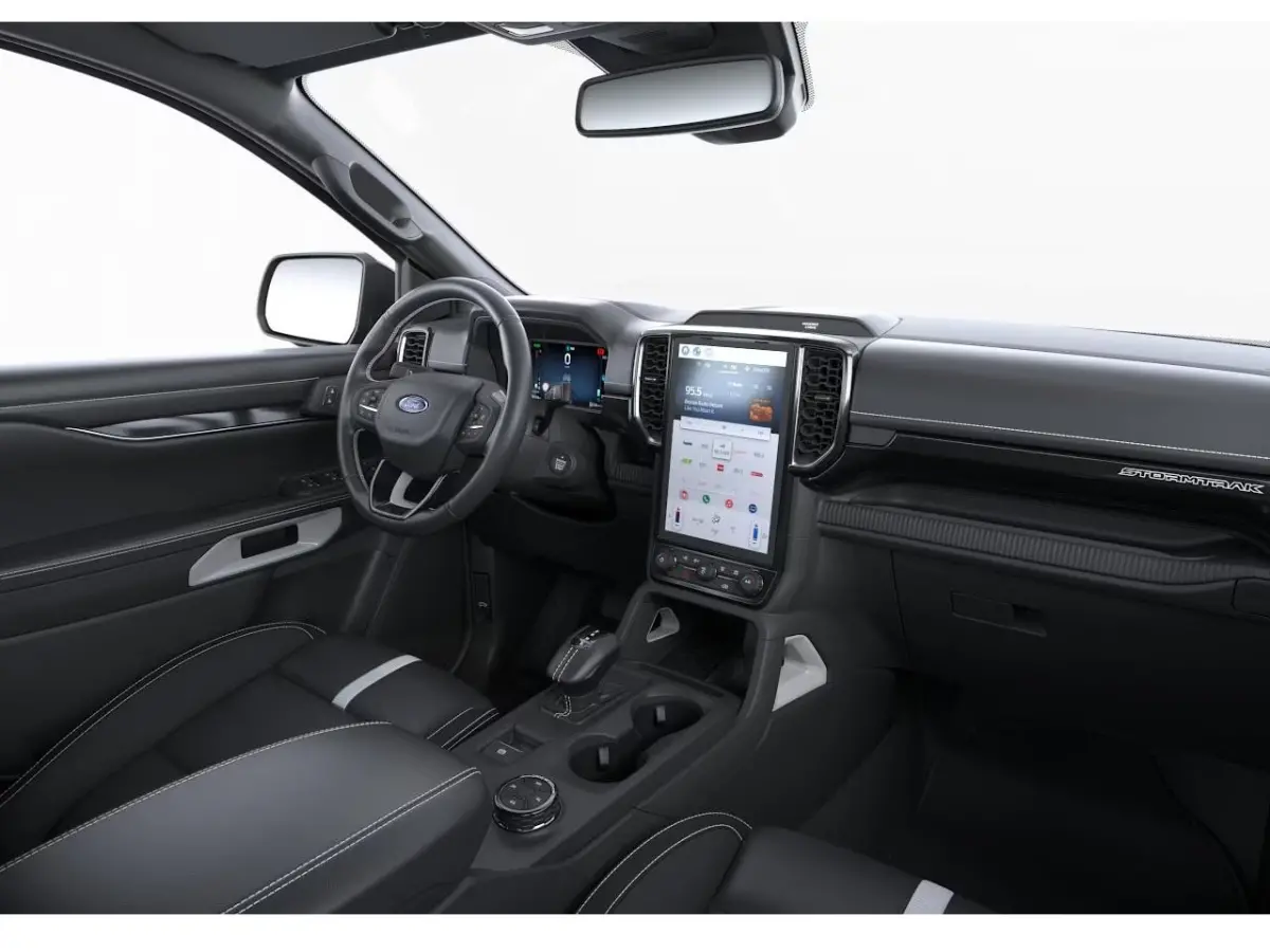 Plug-in-Hybrid Stormtrak e-4WD Dubbele Cabine | 360-graden camera | BLIS incl. aanhanger | Cargo Area Management System