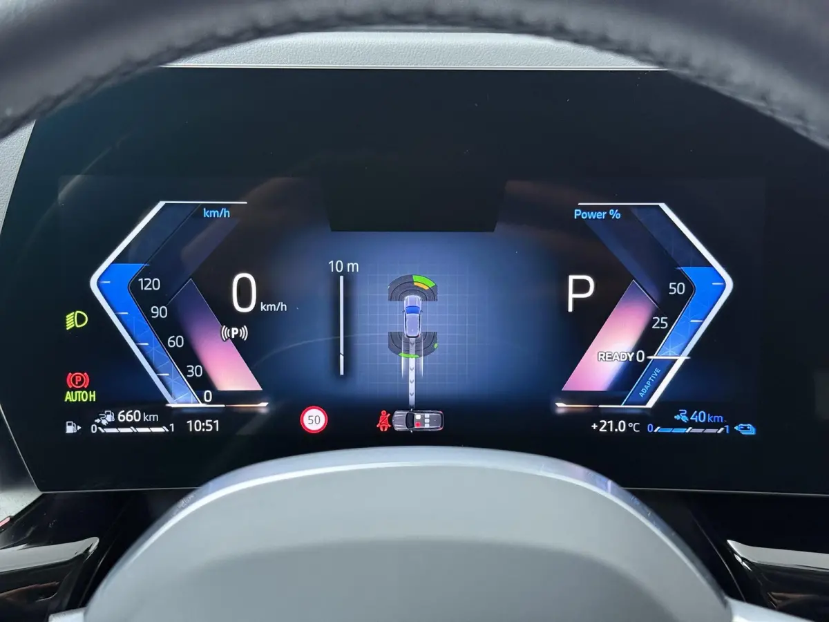 xDrive25e | SoH 100% | X-Line | Adaptive Cruise | Head-Up |