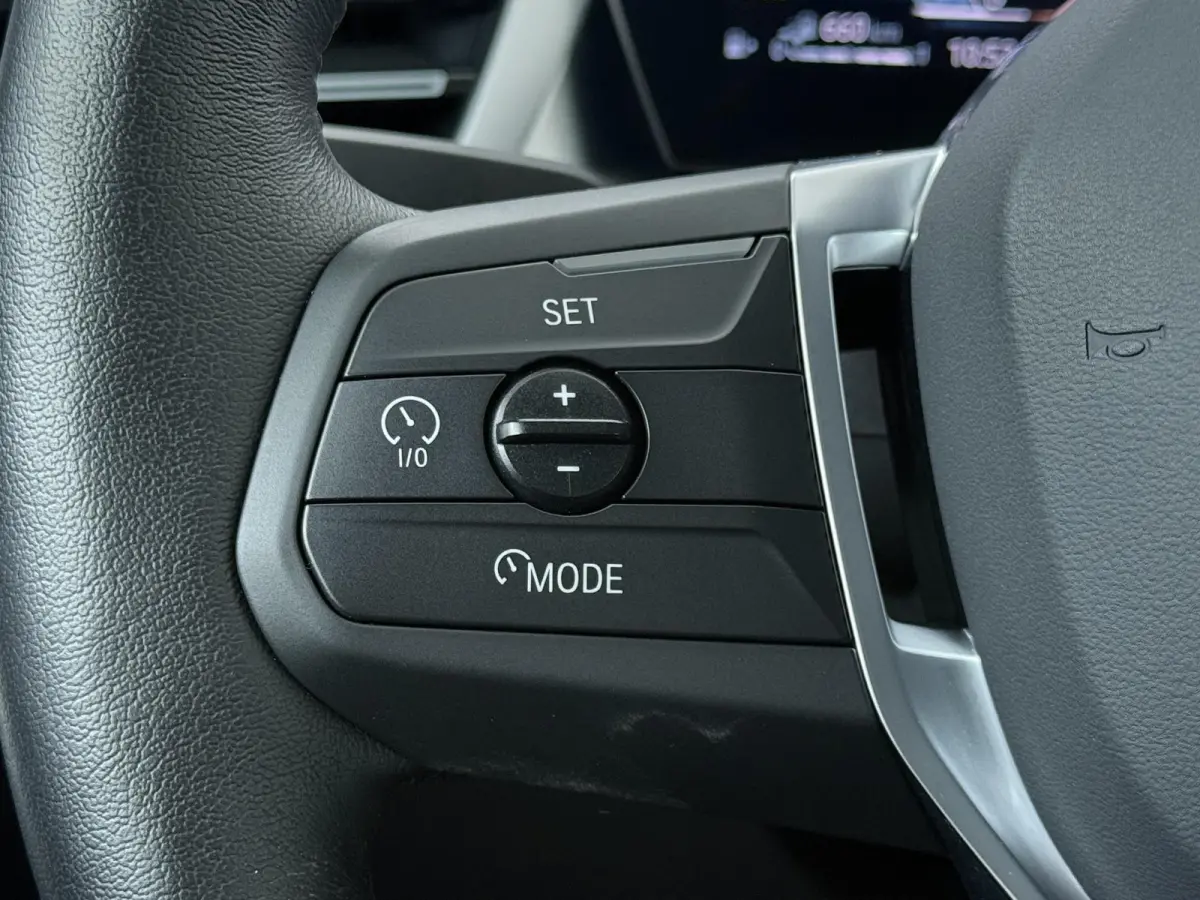 xDrive25e | SoH 100% | X-Line | Adaptive Cruise | Head-Up |