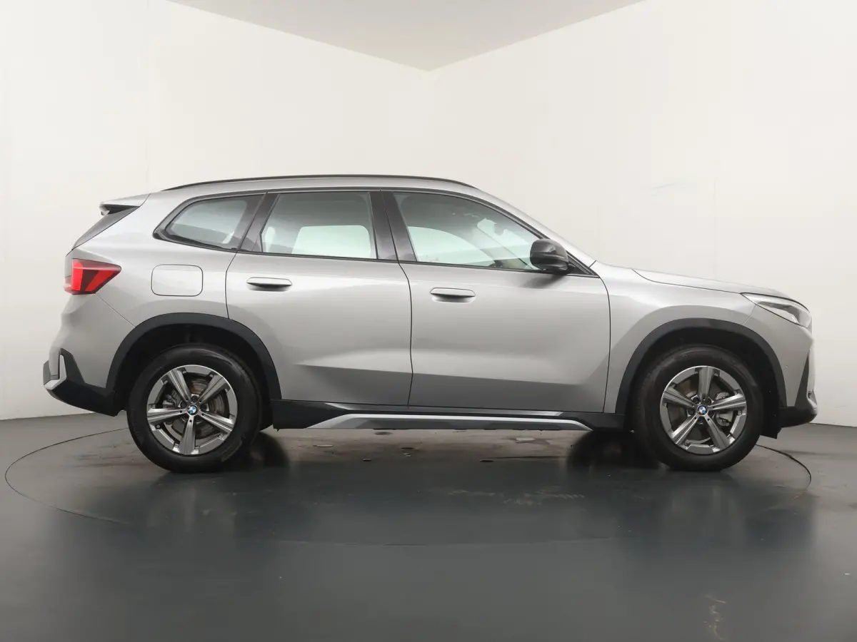 xDrive25e | SoH 100% | X-Line | Adaptive Cruise | Head-Up |