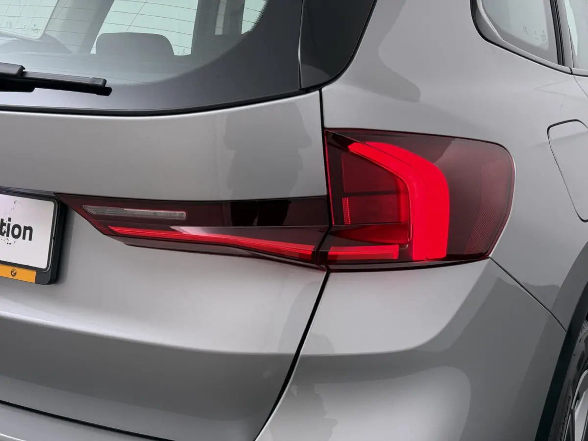 xDrive25e | SoH 100% | X-Line | Adaptive Cruise | Head-Up |