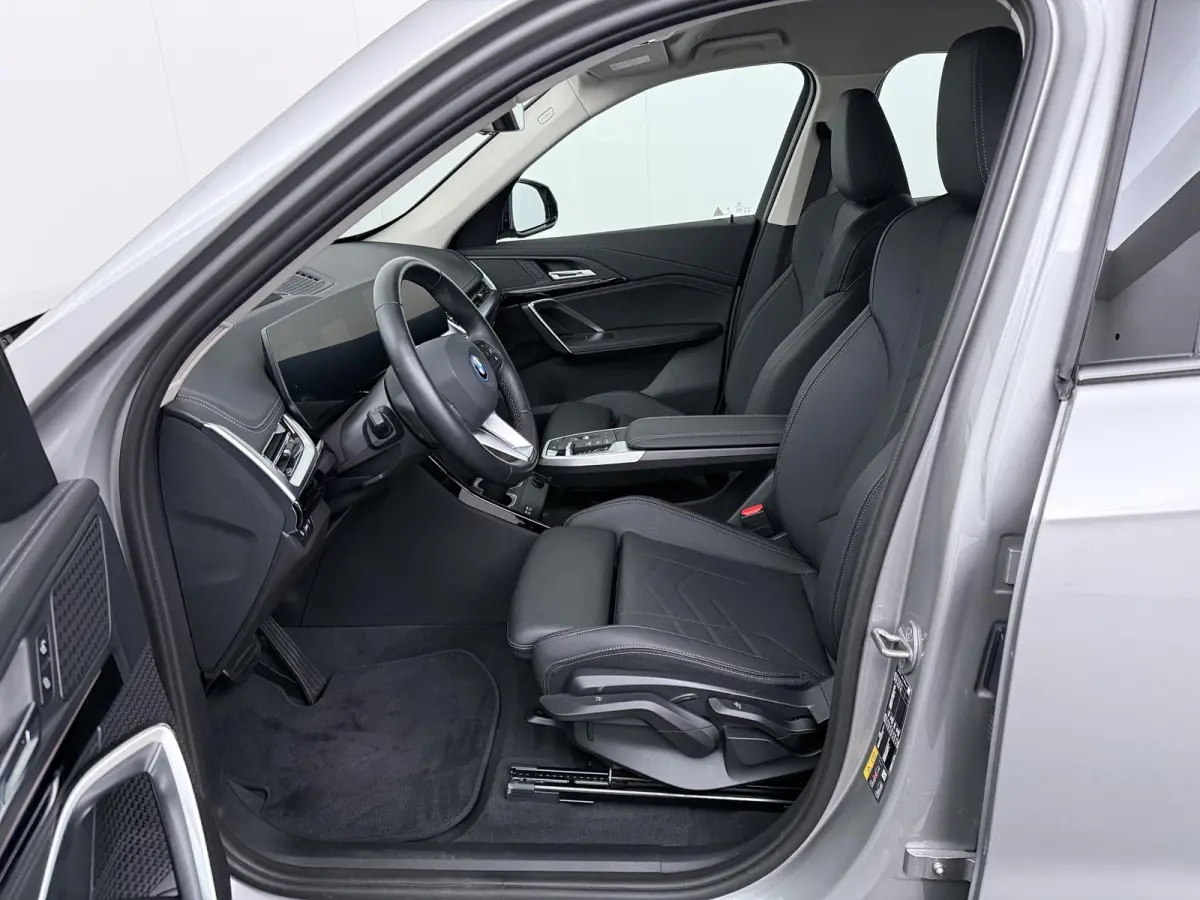xDrive25e | SoH 100% | X-Line | Adaptive Cruise | Head-Up |