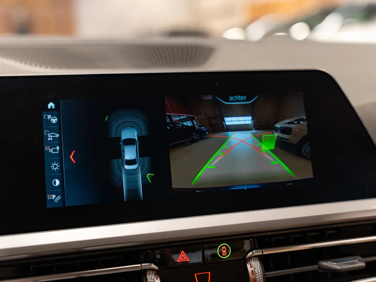 320i Executive, Facelift, Apple Carplay, Navi, Led, Camera, Multistuur, Leder, Cruise, Clima, Volledig Onderhoud.