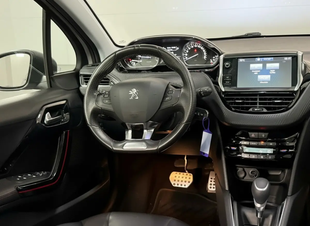 1.2 PureTech GT-line Automaat Nap km! Pano