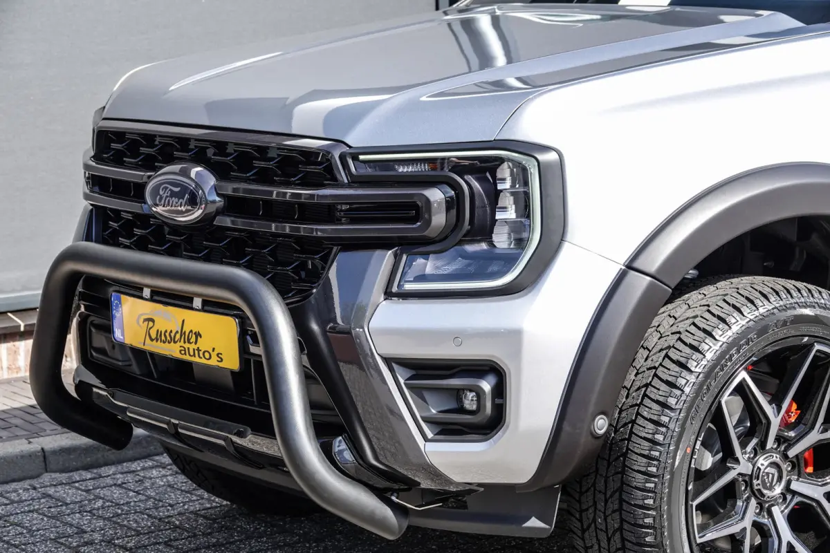 Wildtrak 2.3PHEV 280Pk Aut. | Plug In Hybride | Double Cab | 5-Persoons | Bullbar | Wielkastverbreders | Trekhaak | Rollertop | 22''