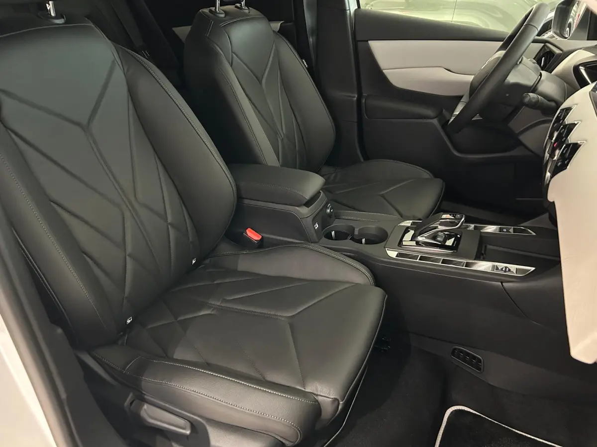 Esprit De Voyage 54 kWh PACK DRIVE 1 | LEDER | STOELVERWARMING | CAM