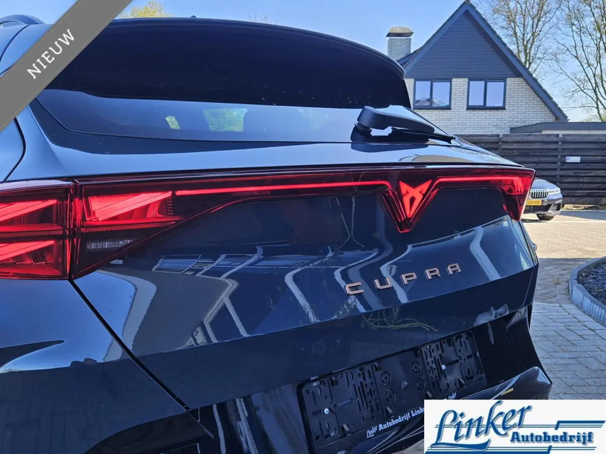 1.5 TSI e-Hybrid NIEUW! ULTIMATE PACKAGE FjordBlue
