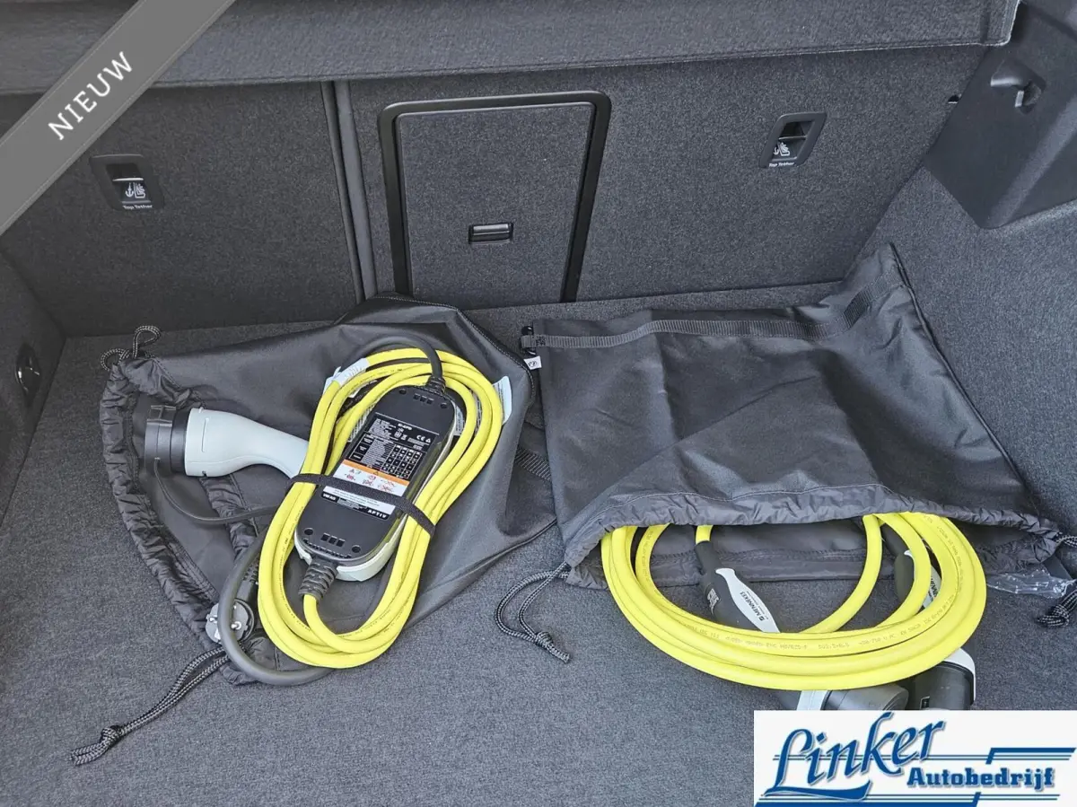 1.5 TSI e-Hybrid NIEUW! ULTIMATE PACKAGE FjordBlue