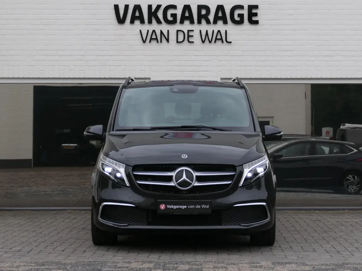 300d Lang DC Avantgarde Edition | 360°-camera | Stoelventilatie | Burmester | Trekhaak | 19-inch | Full-LED | Elektrische schuifdeuren + achterklep | Stoelverwarming | Dodehoek detectie