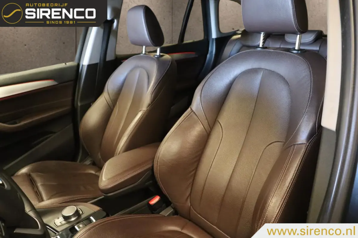 sDrive18i High Executive | leder sportzetels| stoelverwarming | hud | climate & cruise control | navigatie & bluetooth