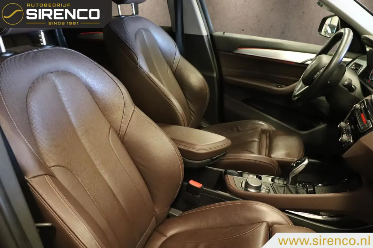 sDrive18i High Executive | leder sportzetels| stoelverwarming | hud | climate & cruise control | navigatie & bluetooth