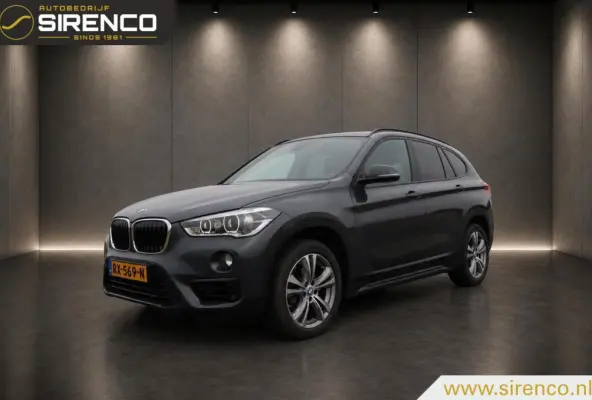 sDrive18i High Executive | leder sportzetels| stoelverwarming | hud | climate & cruise control | navigatie & bluetooth