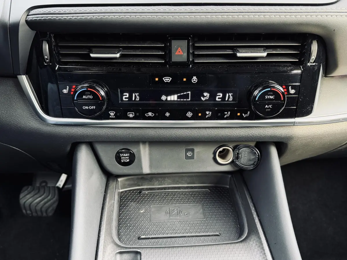 1.3 MHEV Xtronic Business Design