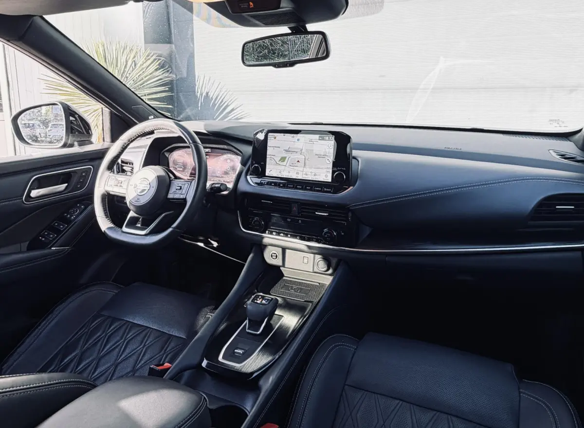 1.3 MHEV Xtronic Business Design