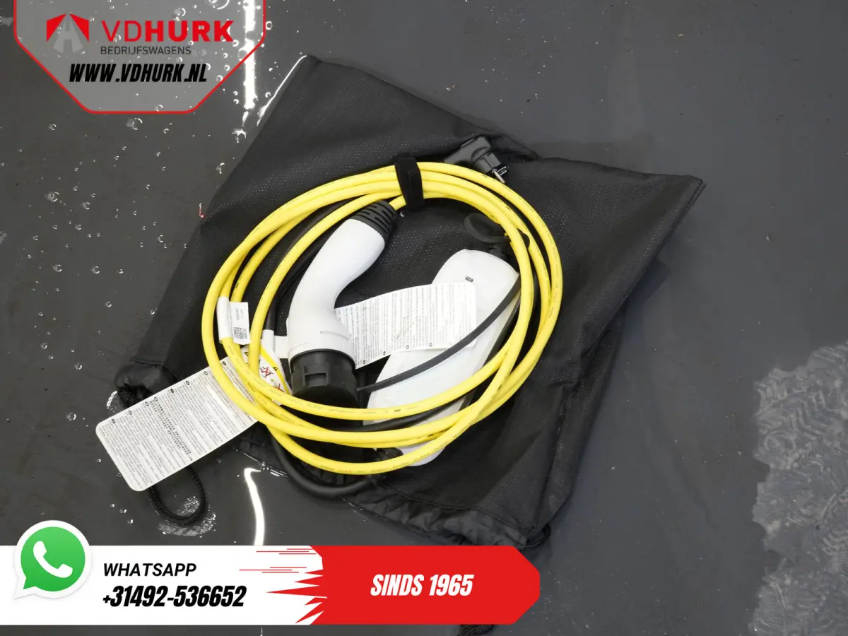 1.4 e-Hybrid 245 pk VZ Performance Copper Edition Leder/ Elek.klep/ Elek.Trekhaak/ Memory/ Standkachel/ Stoelverw./ Adapt.Cruise/ Navi/ Climate