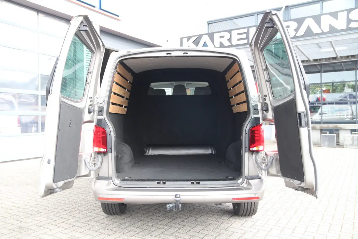 2.0 TDI 150 | Aut. | DC | L2H1 | Navi | Camera | Airco..