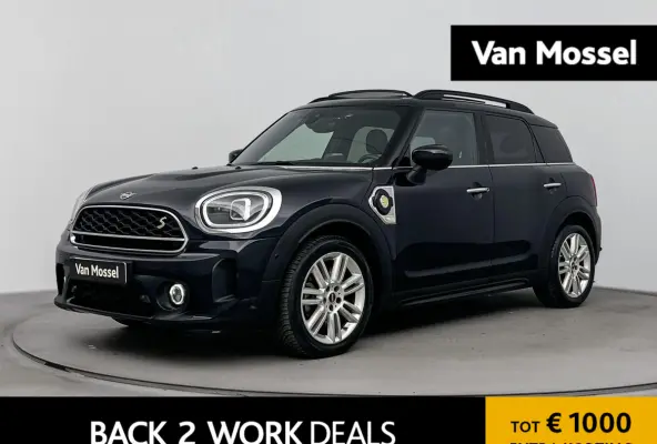 1.5 Cooper ALL4 Chili | PANORAMADAK | LEDER | CAMERA | NAVIGATIE | STOELVERWARMING | DIGITAAL DASHBOARD | LED |