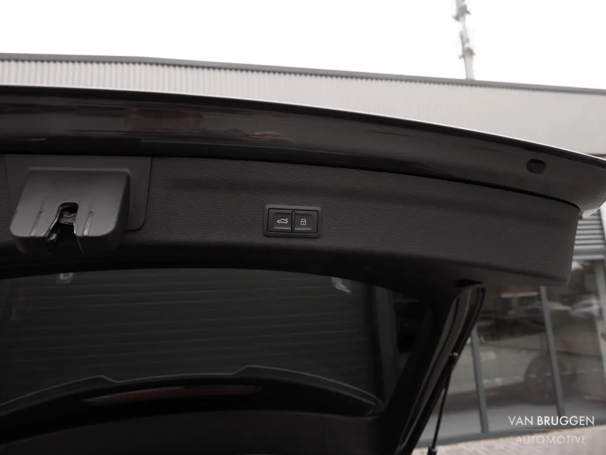 55 TFSI e quattro S-Line Pano RS-Stoelen 21" BTW 360 B&O