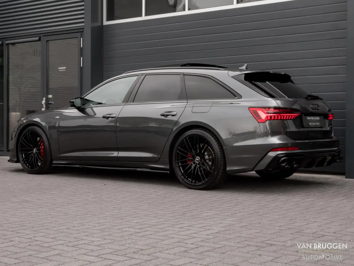 55 TFSI e quattro S-Line Pano RS-Stoelen 21" BTW 360 B&O