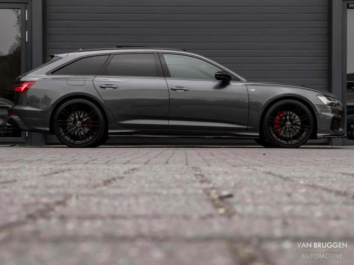 55 TFSI e quattro S-Line Pano RS-Stoelen 21" BTW 360 B&O